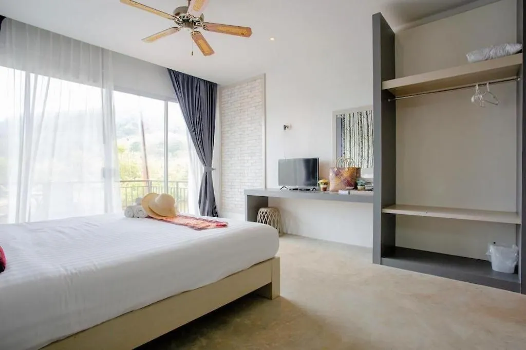 Capital O 729 Amantra Lake View Resort Koh Lanta 2*,