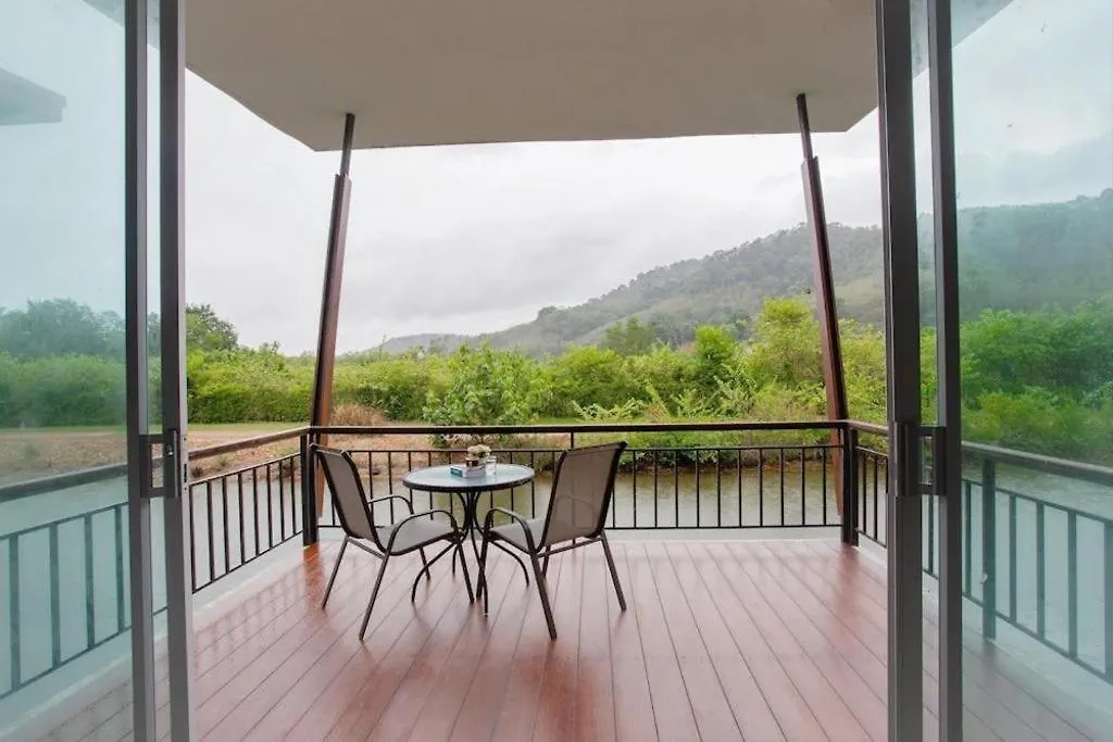 Capital O 729 Amantra Lake View Resort Koh Lanta