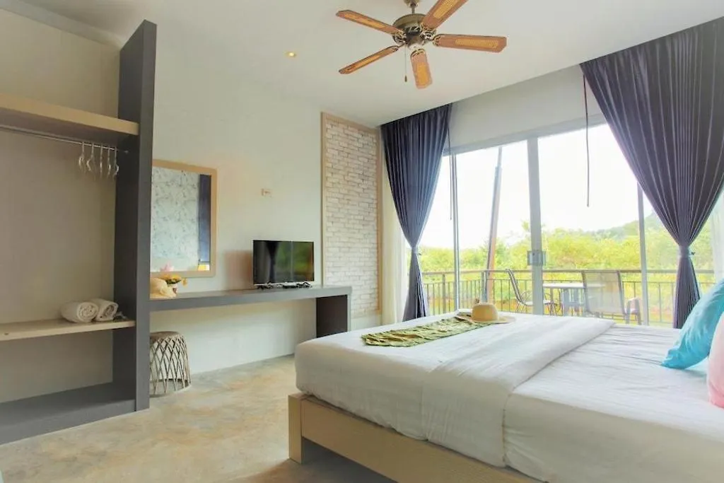 Capital O 729 Amantra Lake View Resort Koh Lanta 2*,  Thailand