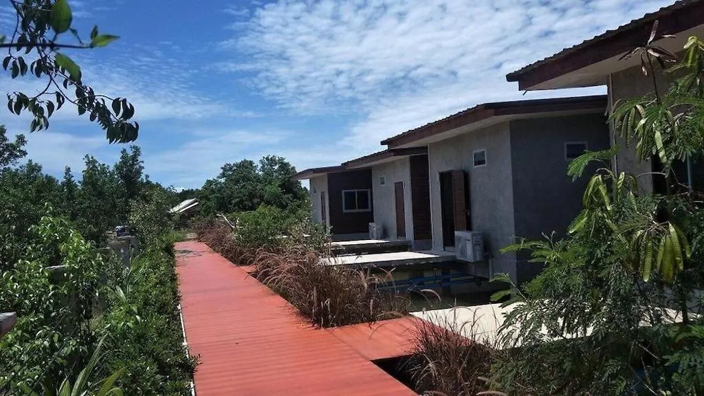 Capital O 729 Amantra Lake View Resort Koh Lanta