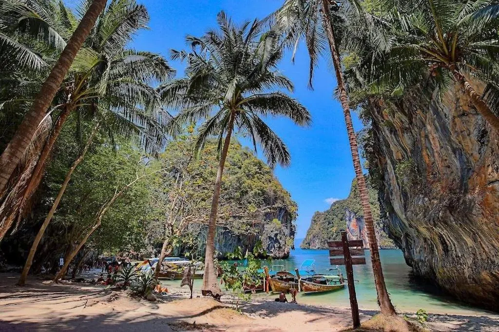 Capital O 729 Amantra Lake View Resort Koh Lanta