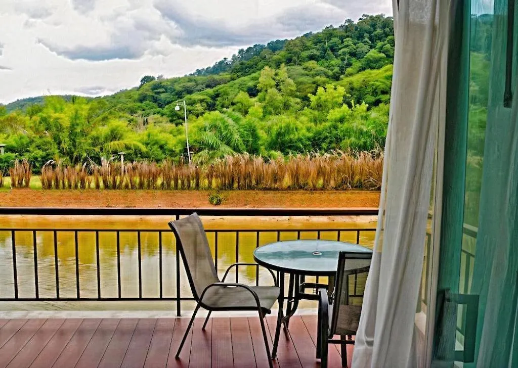 Capital O 729 Amantra Lake View Resort Koh Lanta