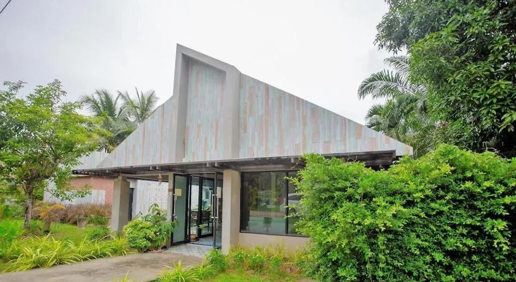 Capital O 729 Amantra Lake View Resort Koh Lanta