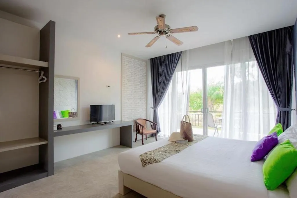 Capital O 729 Amantra Lake View Resort Koh Lanta